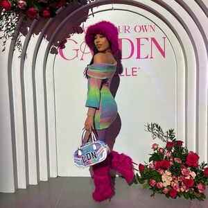 Meet your Posher, Alyssa